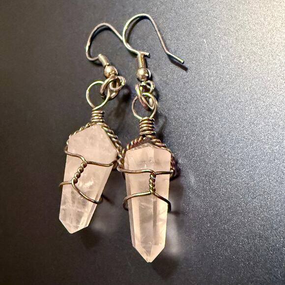 Handcrafted Quartz Crystal Wire Wrapped Dangly Earring\ - Picture 3 of 5